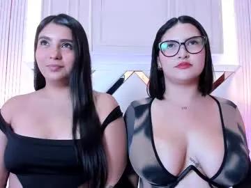 Ninablooms01 from Chaturbate