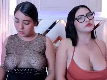 Ninablooms01 from Chaturbate
