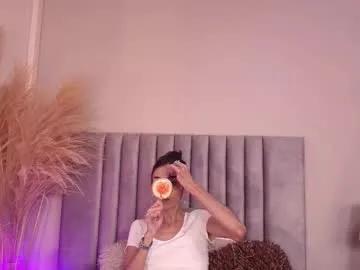 Ninacavallli from Chaturbate