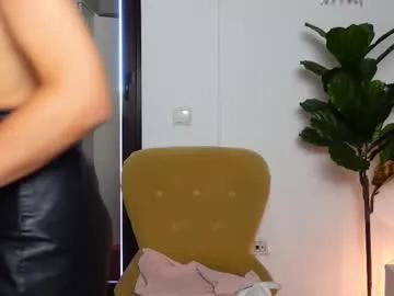 Ninacrystal from Chaturbate