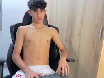 noah_garcia_thompson from Chaturbate is Freechat