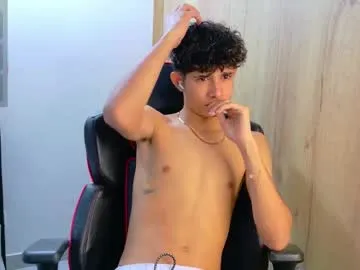 noah_garcia_thompson from Chaturbate is Freechat