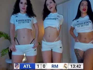 Girls: try live performances with matured performers, from dancing to quirks, in a variety of beautiful sex cams.