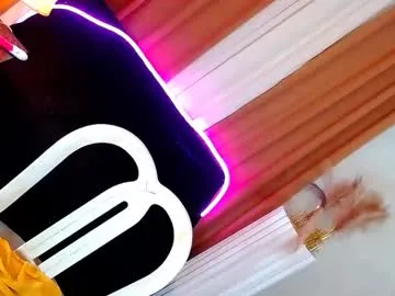 pearldenis from Chaturbate is Freechat