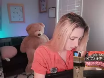 Piperisyourho from Chaturbate