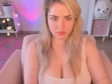 Pussy_kattt from Chaturbate