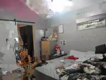 Queenbish90 from Chaturbate