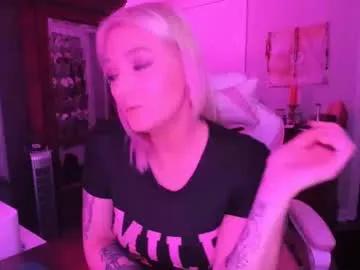 queenbish90 from Chaturbate is Freechat