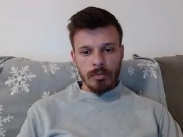 Rayann27 from Chaturbate