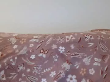 Rayann27 from Chaturbate