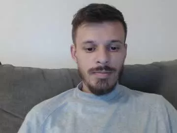 Rayann27 from Chaturbate