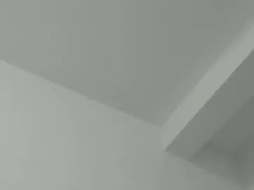 Rayann27 from Chaturbate