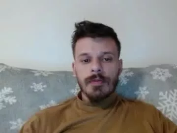 Rayann27 from Chaturbate