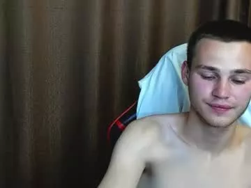 Robert10211 from Chaturbate