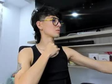 santi_delacruz from Chaturbate is Freechat