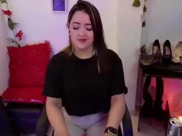 Sapphire_lilac from Chaturbate