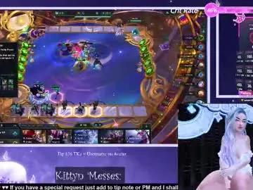 Sassykittyn from Chaturbate