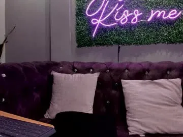 scarlettvelvett from Chaturbate is Freechat