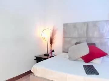 Selenelujan from Chaturbate