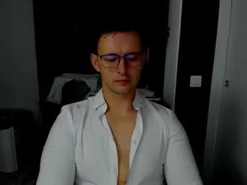 sexxymuscles4u on Chaturbate 