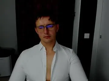 sexxymuscles4u on Chaturbate 