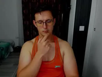 sexxymuscles4u on Chaturbate 