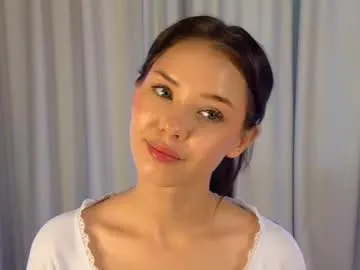 Slyshypie from Chaturbate