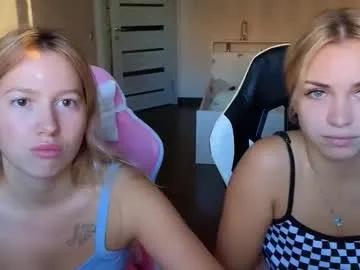 stefany_and_bettany from Chaturbate is Freechat