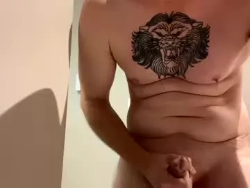 Super4wesomeguy69 from Chaturbate