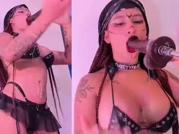 Girls: try live performances with matured performers, from dancing to quirks, in a variety of beautiful sex cams.
