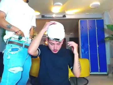 Girls: try live performances with matured performers, from dancing to quirks, in a variety of beautiful sex cams.