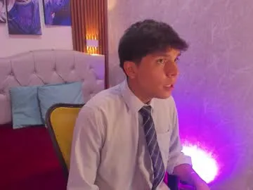 Thiago_kozak from Chaturbate