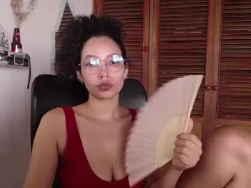 Treasuresz from Chaturbate