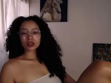 Treasuresz from Chaturbate