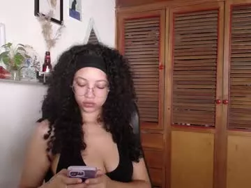 Treasuresz from Chaturbate