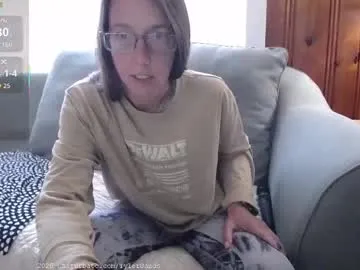 Tylersands from Chaturbate