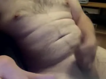 upthatwayguy from Chaturbate is Freechat
