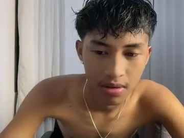 ur_fuckerbttm from Chaturbate is Freechat