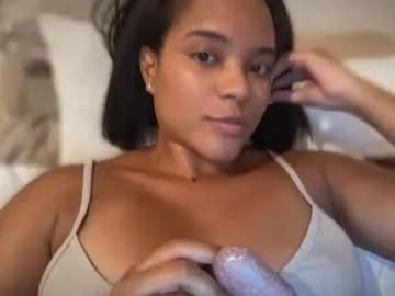 walkingoncloudss from Chaturbate is Freechat