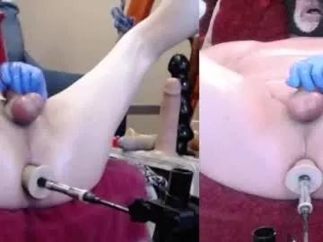 Willingiam42 from Chaturbate