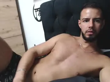 yourfavoritetallboy from Chaturbate is Freechat