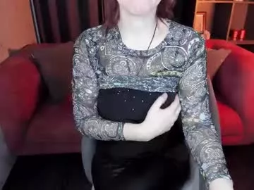 Zoeeast from Chaturbate