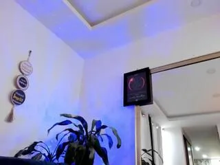 Aaron_strong from Flirt4Free