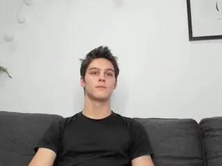 adam_porrter from Flirt4Free is Freechat