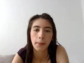alma_queen from Flirt4Free is Freechat