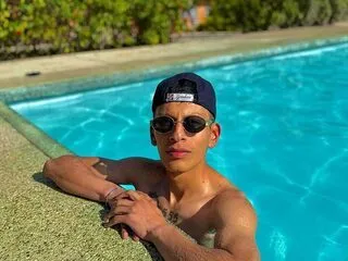 andrey_torrez from Flirt4Free is Freechat