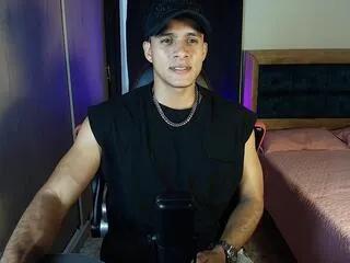 andy_corleone from Flirt4Free is Freechat