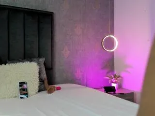 angela_fontana from Flirt4Free is Freechat