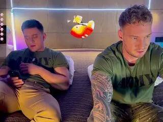 Art_kris from Flirt4Free