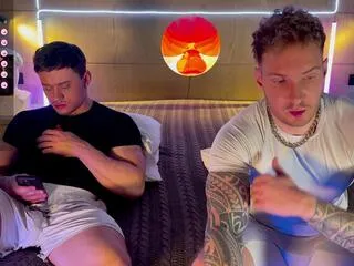 Art_kris from Flirt4Free